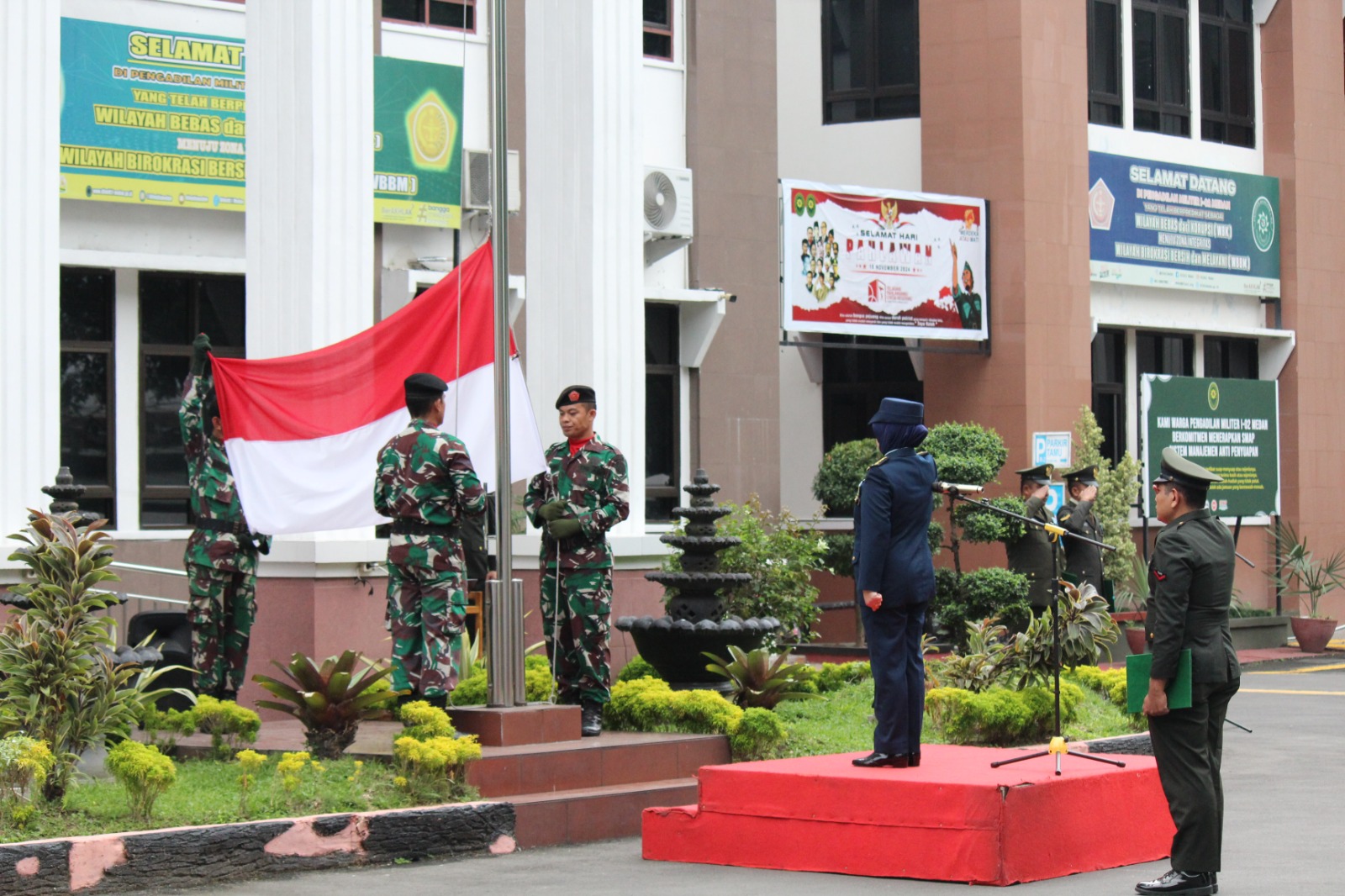 UPACARA BENDERA MEMPERINGATI HARI PAHLAWAN DI PENGADILAN MILITER TINGGI I MEDAN TAHUN 2024