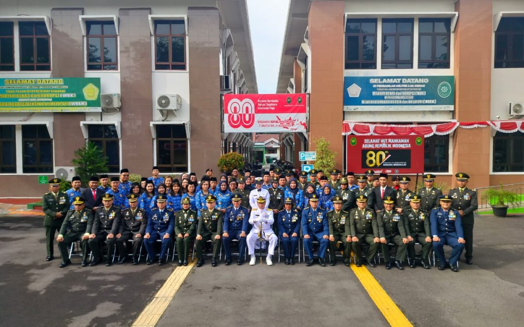 UPACARA BENDERA MEMPERINGATI HUT REPUBLIK INDONESIA KE-80
