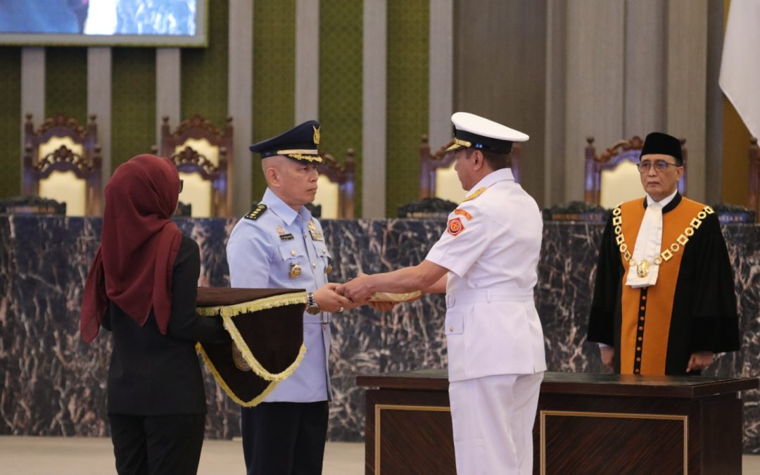 KETUA MAHKAMAH AGUNG RI MELANTIK KADILMILTI I MEDAN DAN KADILMILTI II JAKARTA