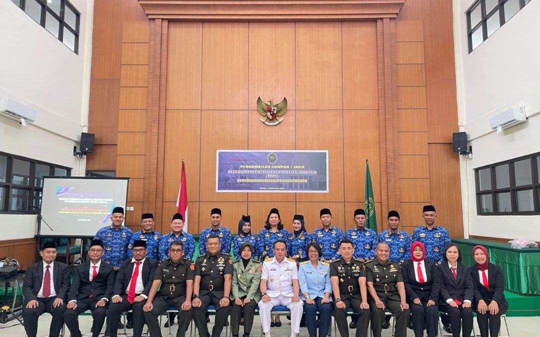 PENGAMBILAN SUMPAH JANJI PEGAWAI PEMERINTAH DENGAN PERJANJIAN KERJA PADA PENGADILAN MILITER TINGGI I MEDAN